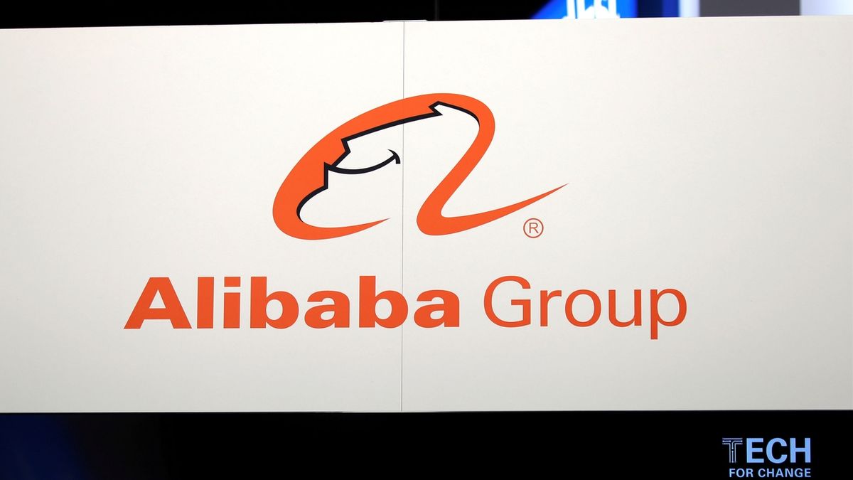 Alibaba hlásí kvůli uzávěrám v Číně poprvé pokles tržeb